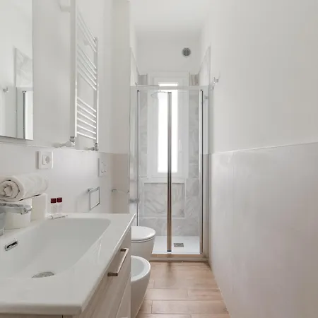 Forlanini M4 Modern Studio With Balcony Milan Exterior photo