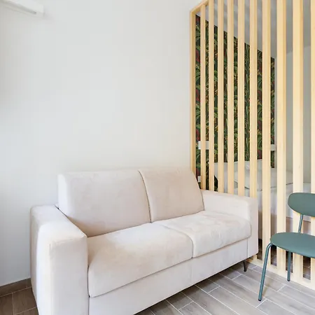 Forlanini M4 Modern Studio With Balcony Milan Exterior photo